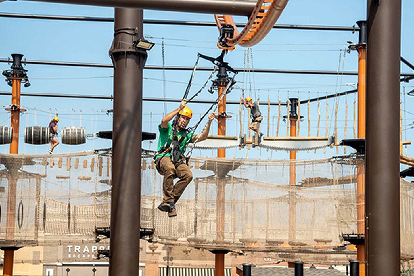 Amazing Cabin with Fireplace, Fire pit and Hot-tub in Gatlingburg, Tennessee