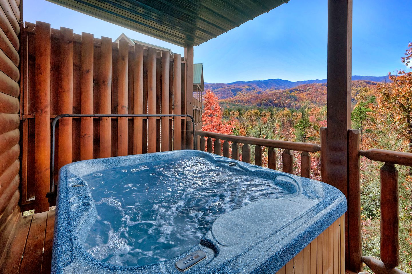 Cozy Cabin with a Hot Tub in the Great Smoky Mountains, Tennessee