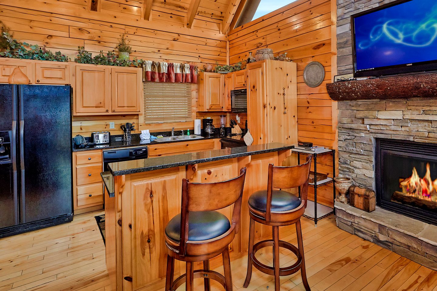 Cozy Cabin with a Hot Tub in the Great Smoky Mountains, Tennessee