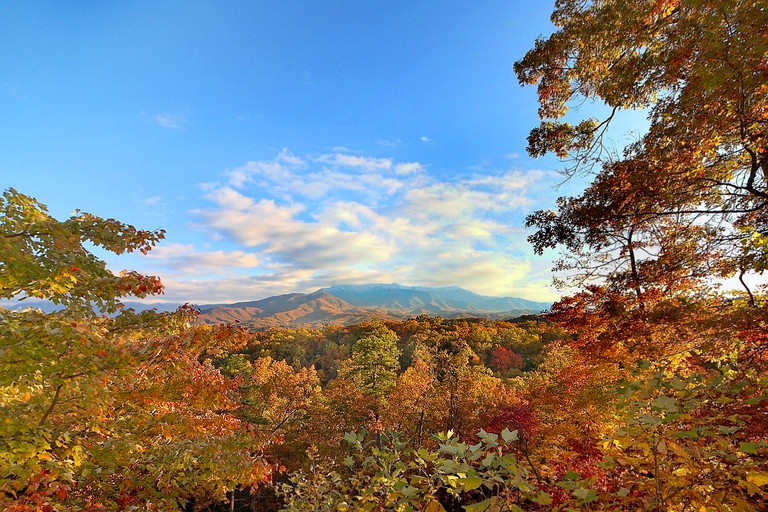 -- (United States, Sevierville, Tennessee)