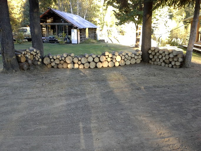 Log Cabins (Grand Forks, British Columbia, Canada)