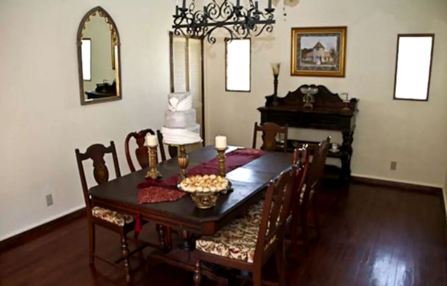 Charming Group Rental Castle for Special Occasions in the Hill Country of Marble Falls, Texas