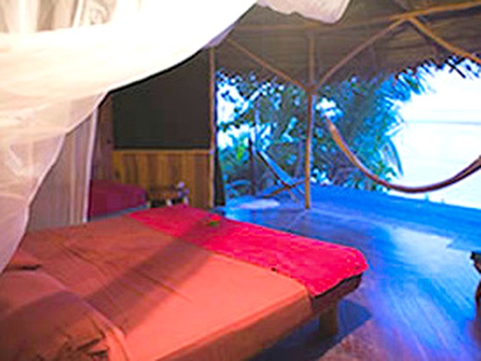 Huts (Bastimentos Island, Bocas del Toro, Panama)