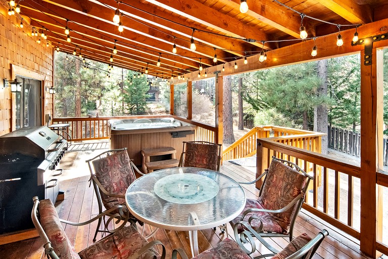 Cabins (United States of America, Big Bear, California)