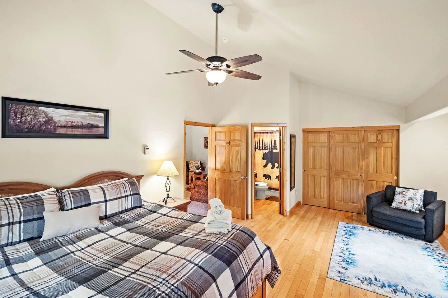 Grand Mountain Cabin Escape near Big Bear Lake and Snow Summit in California