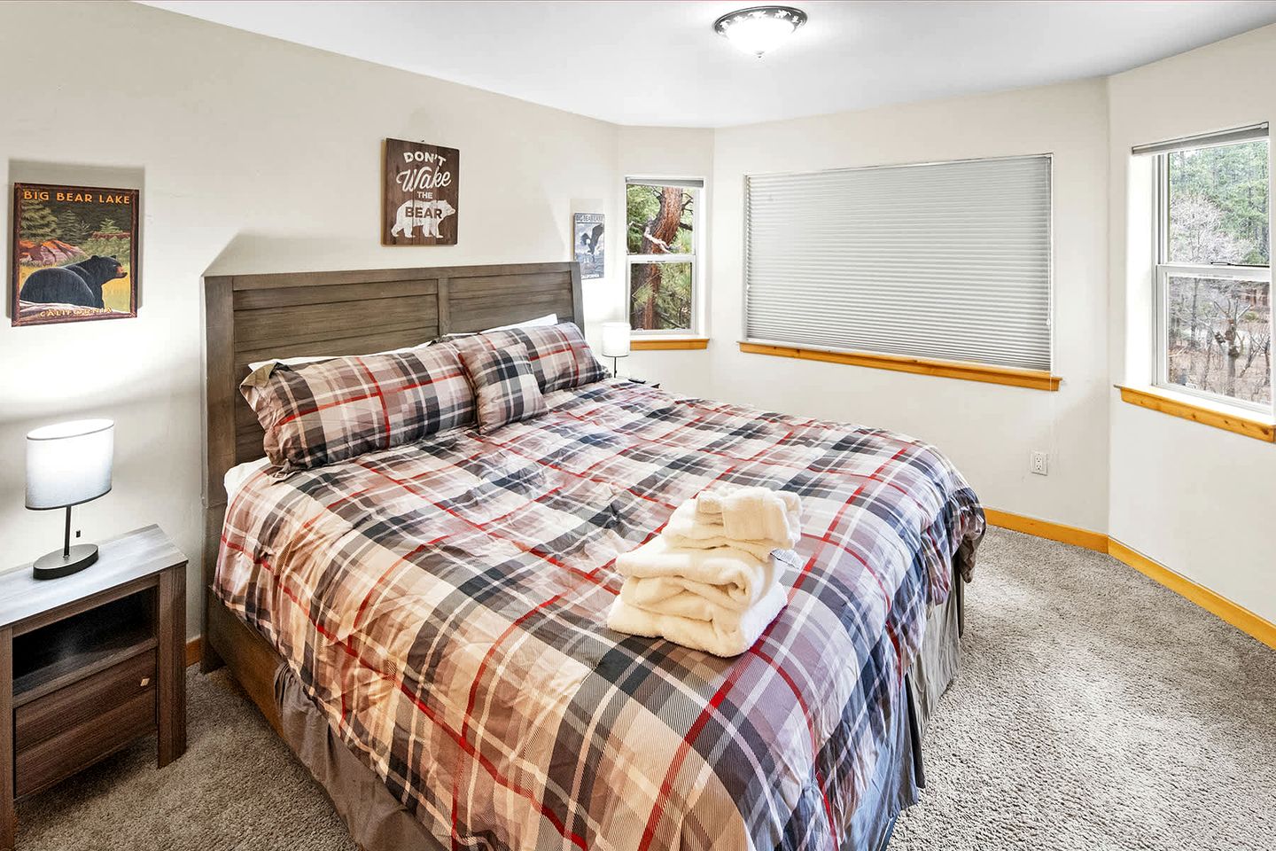 Grand Mountain Cabin Escape near Big Bear Lake and Snow Summit in California