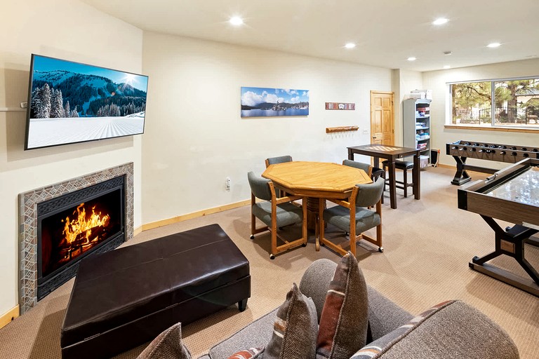 Cabins (United States of America, Big Bear, California)