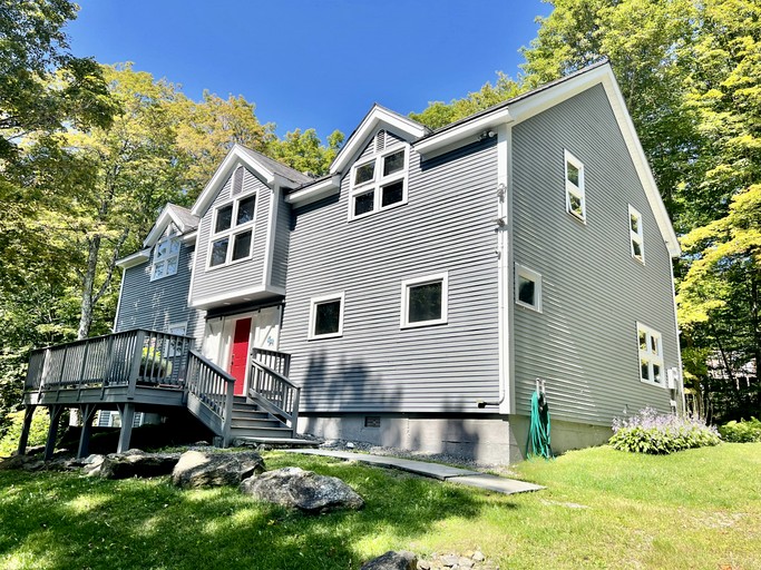 Secluded Cottage with Stunning Sights in Winhall, Vermont