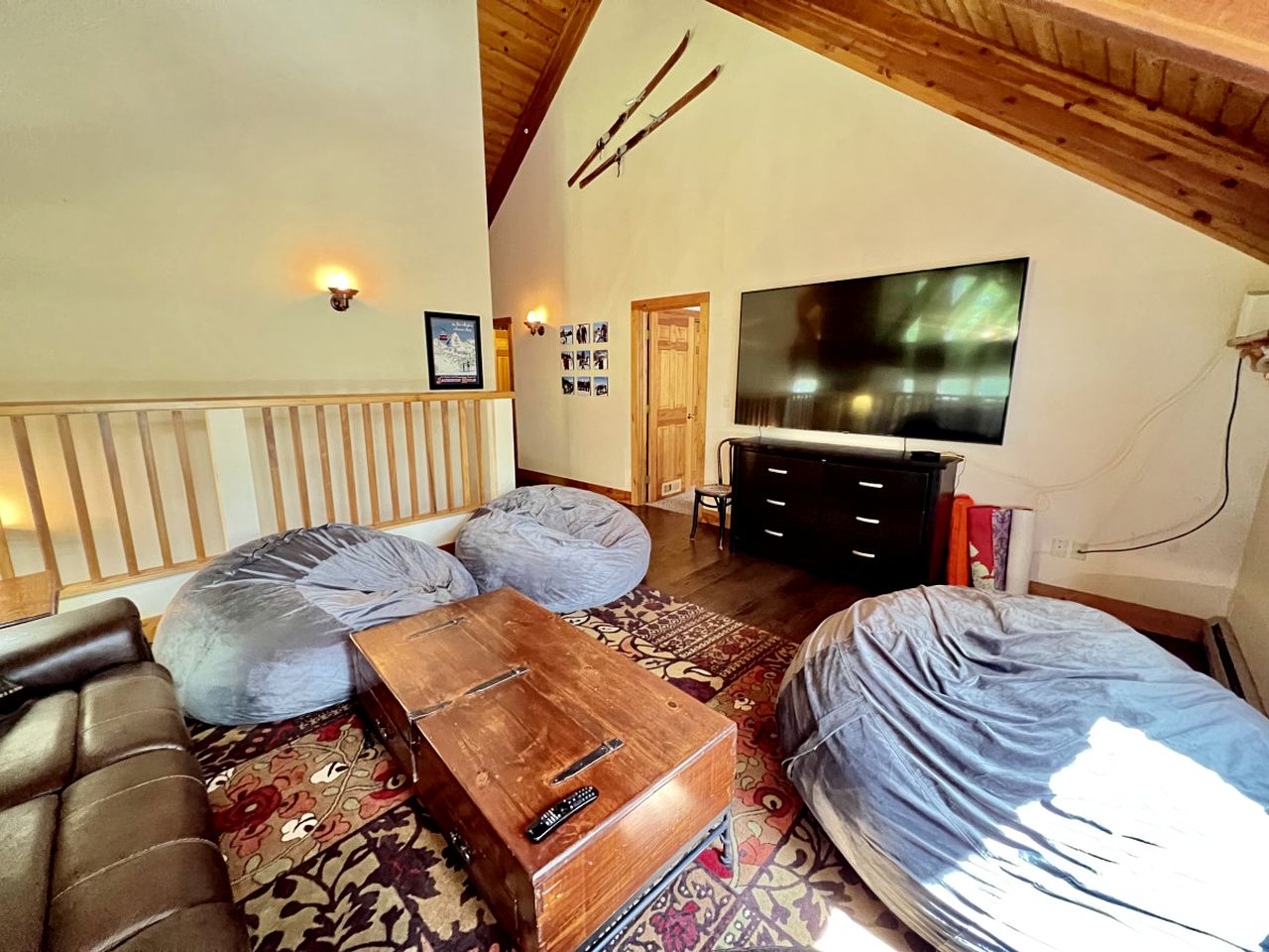 Secluded Cottage with Stunning Sights in Winhall, Vermont