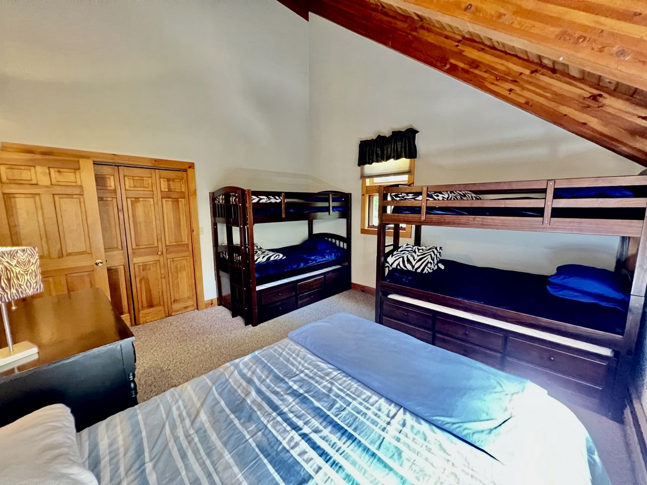 Secluded Cottage with Stunning Sights in Winhall, Vermont