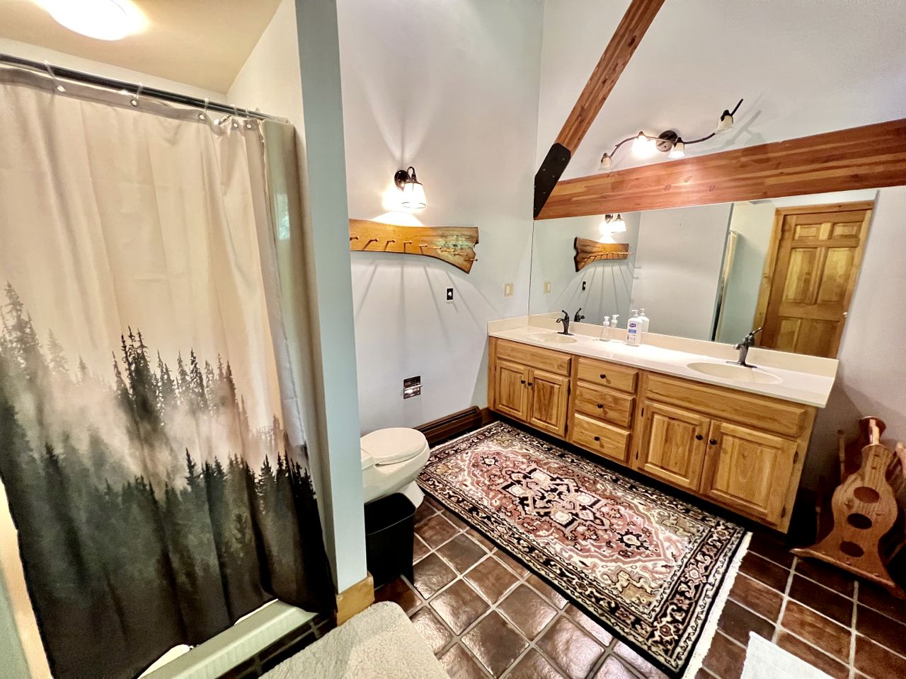 Secluded Cottage with Stunning Sights in Winhall, Vermont