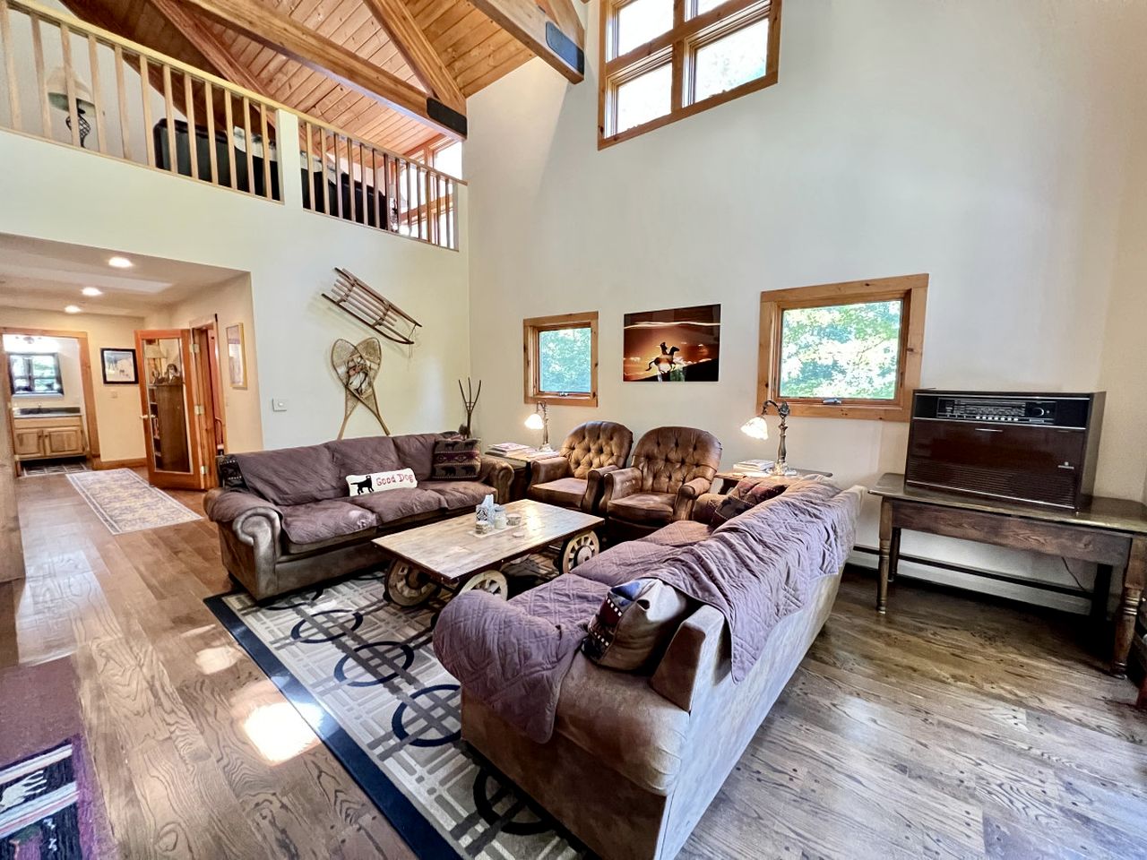 Secluded Cottage with Stunning Sights in Winhall, Vermont