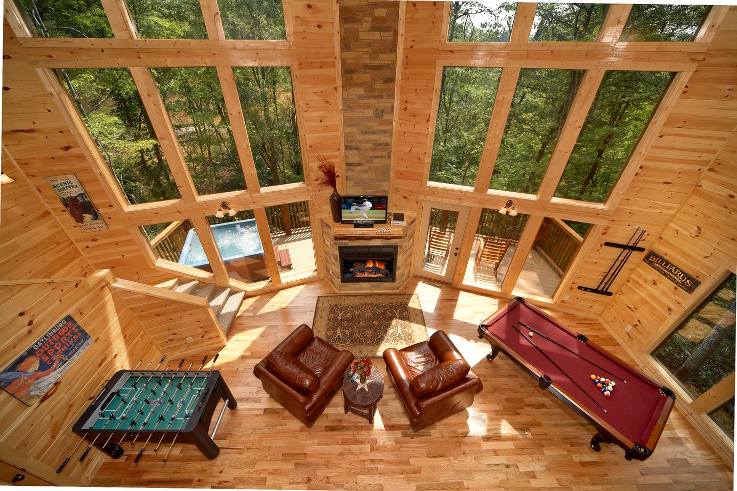 Secluded Rental Cabin with a Hot Tub near Gatlinburg, Tennessee
