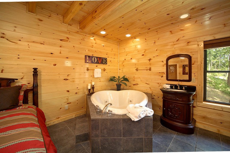 -- (United States, Gatlinburg, Tennessee)