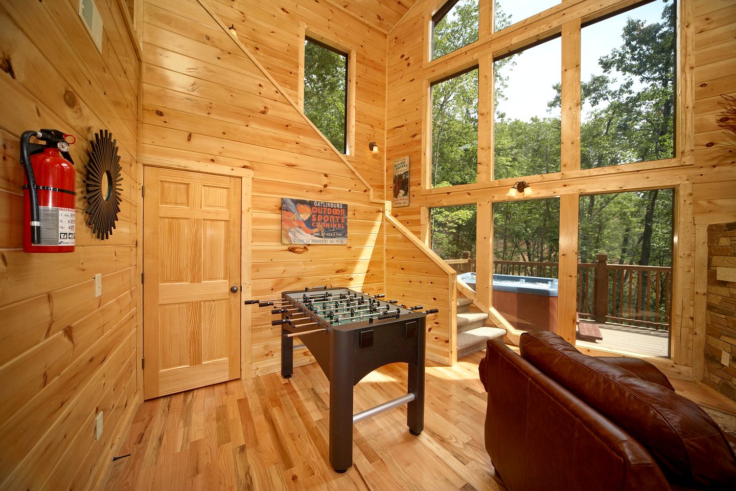 Secluded Rental Cabin with a Hot Tub near Gatlinburg, Tennessee
