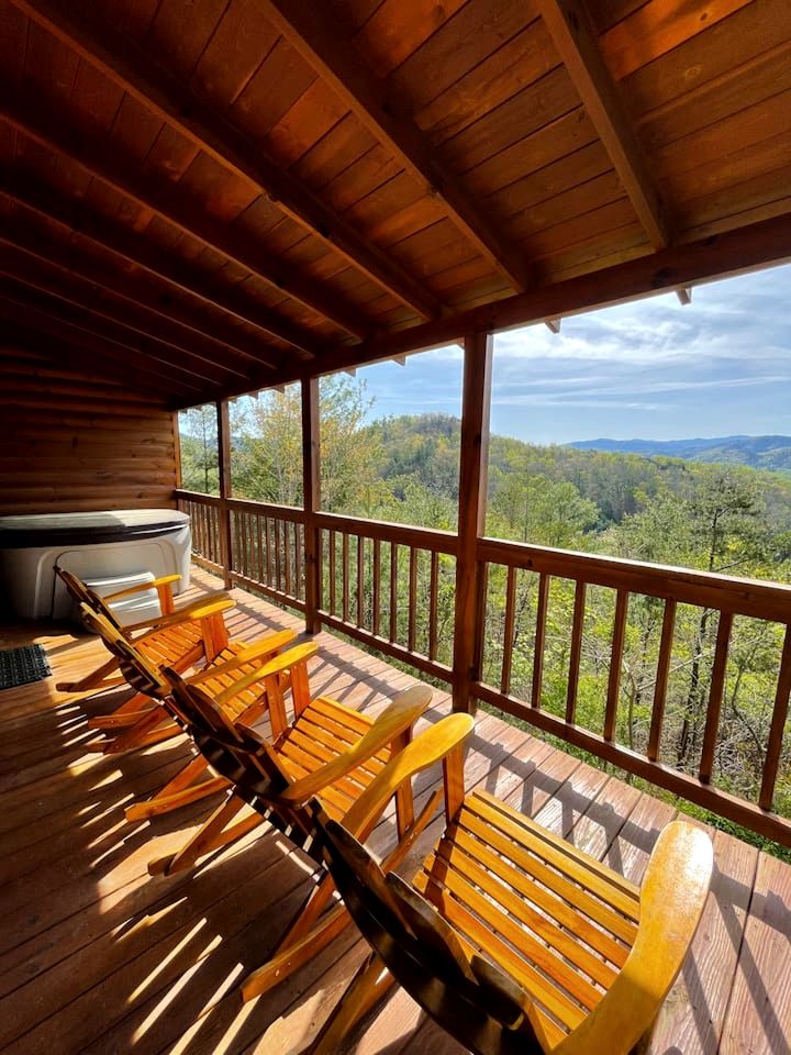 Tranquil Cabin Near Great Smoky Mountains, Tennessee