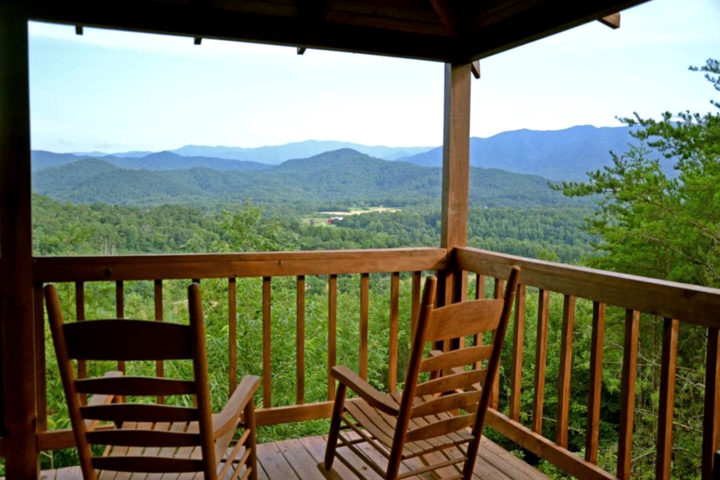 Tranquil Cabin Near Great Smoky Mountains, Tennessee