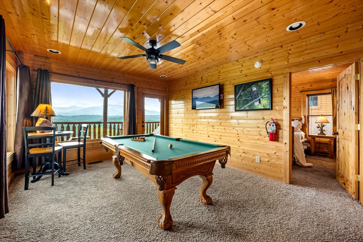 Luxury Cabin near the Great Smoky Mountains, Tennessee