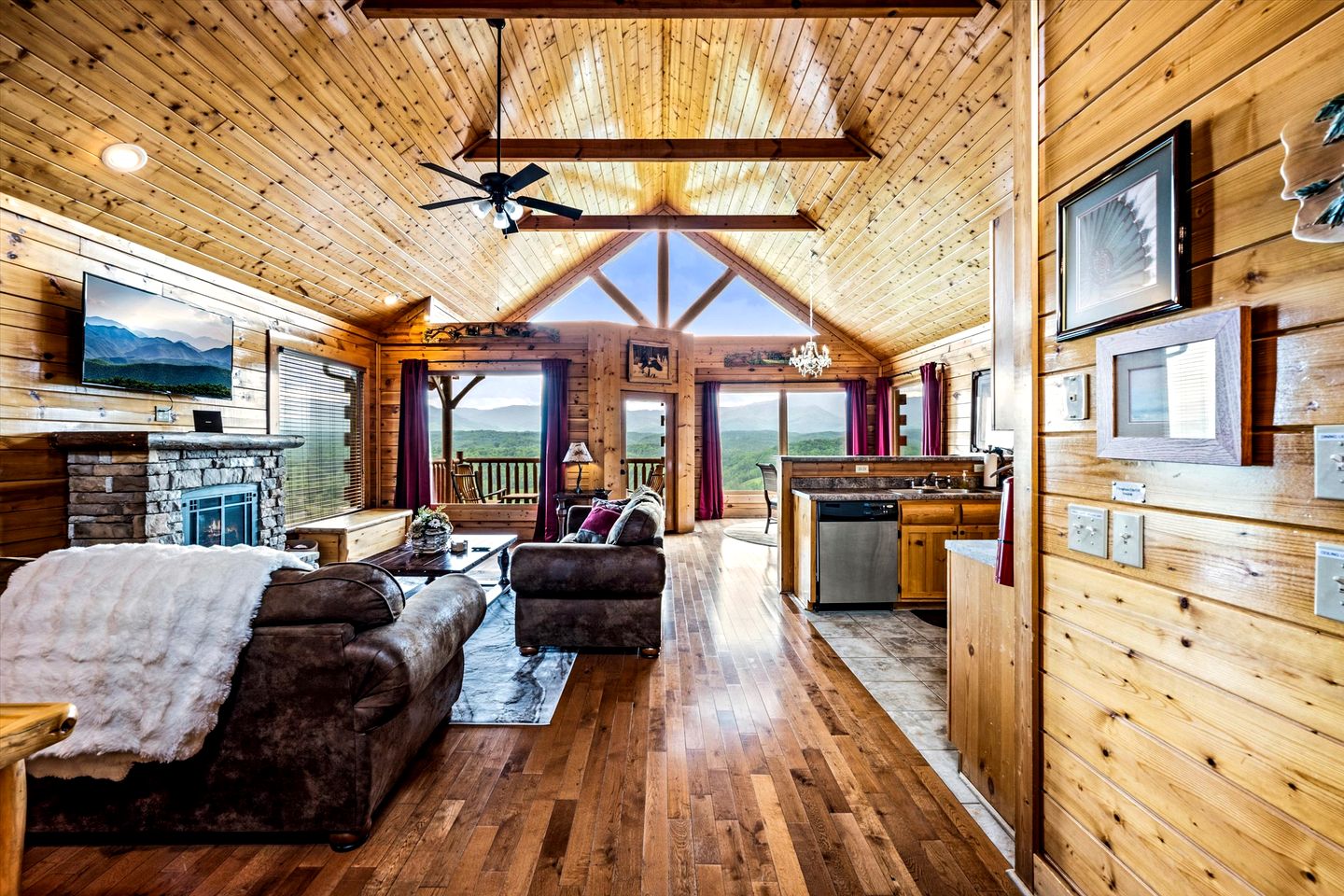 Luxury Cabin near the Great Smoky Mountains, Tennessee