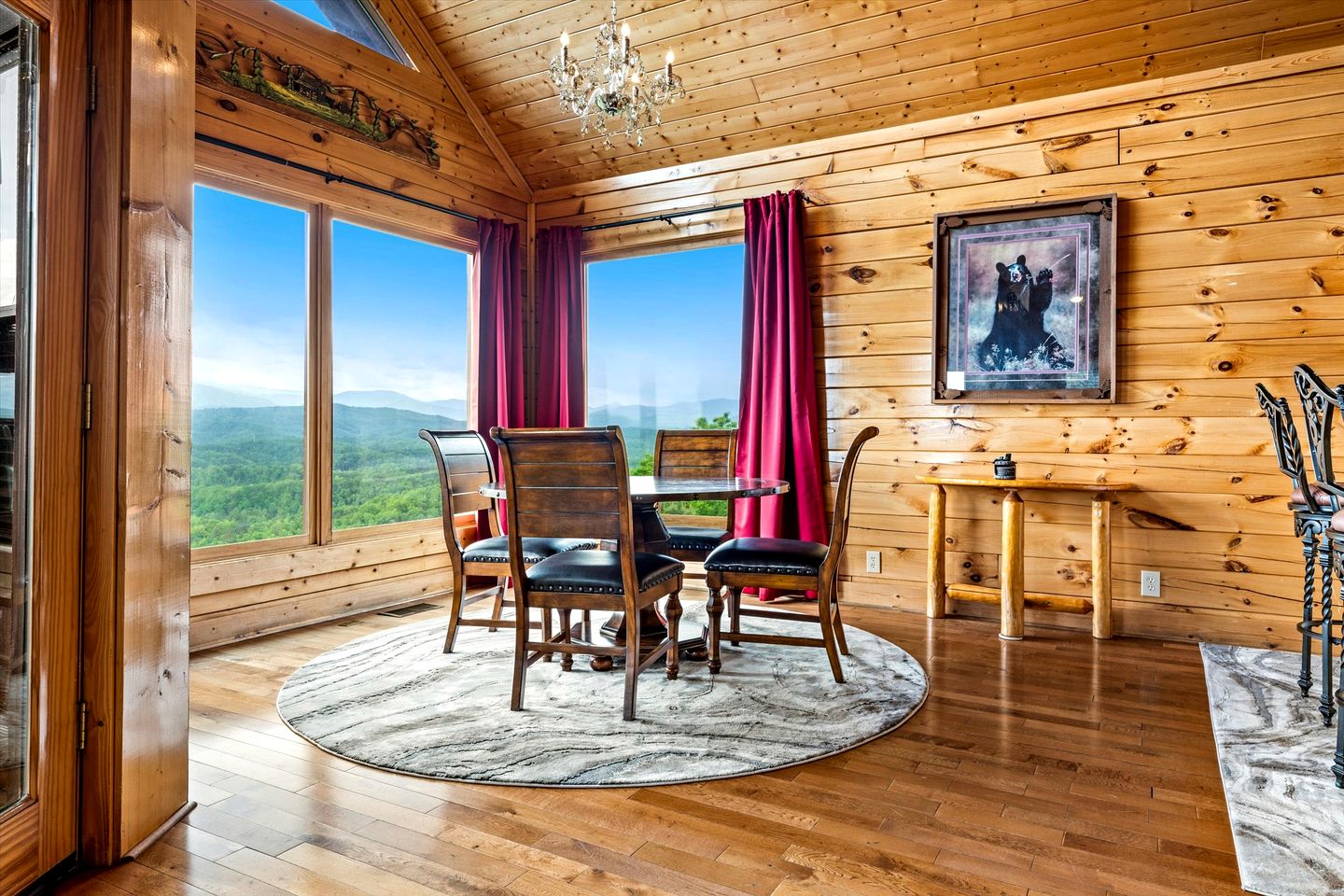 Luxury Cabin near the Great Smoky Mountains, Tennessee