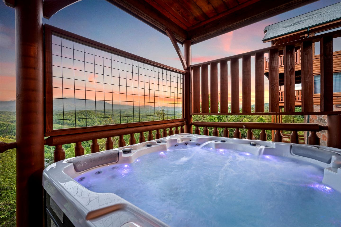 Luxury Cabin near the Great Smoky Mountains, Tennessee