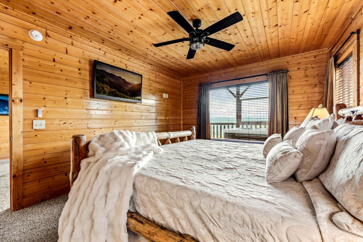 Luxury Cabin near the Great Smoky Mountains, Tennessee