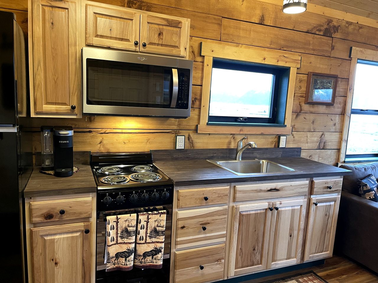 Peaceful Nature Cabin with Private Deck & Wildlife Views in Seward, Alaska