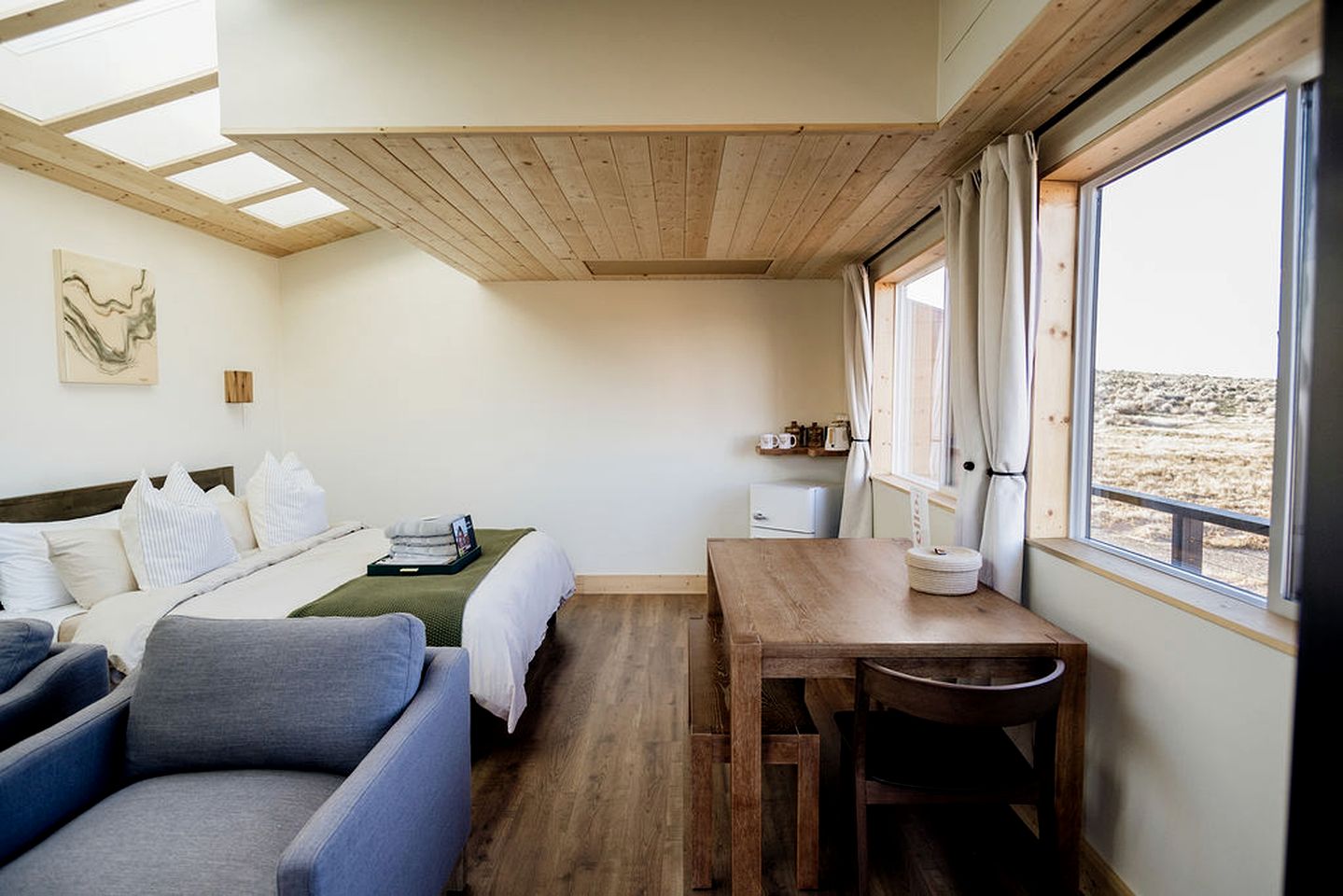 Solar Powered Cabin Beautifully Design in Monticello, Utah