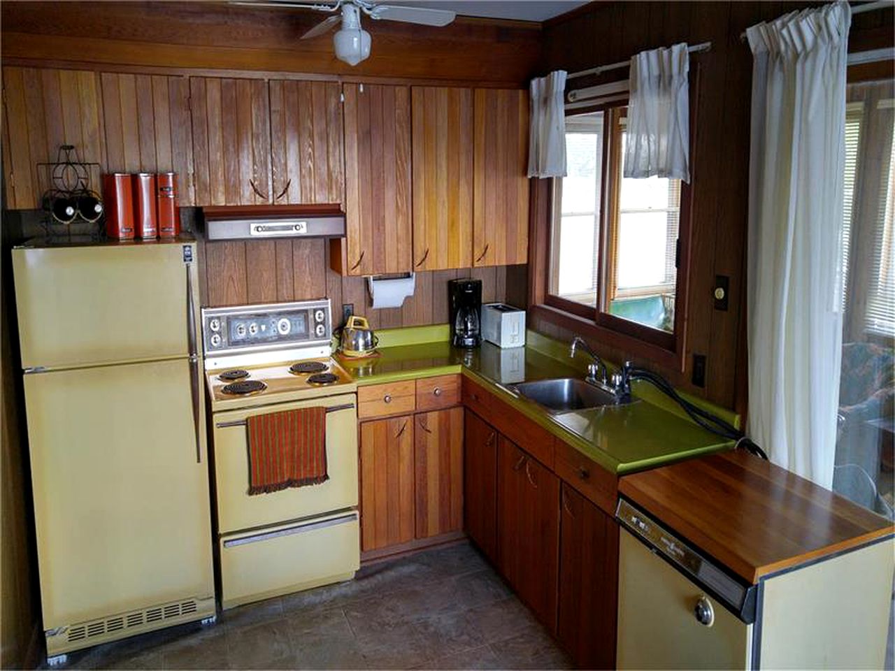 Incredible Waterfront Cabin with a  Private Beach near Sudbury, Ontario