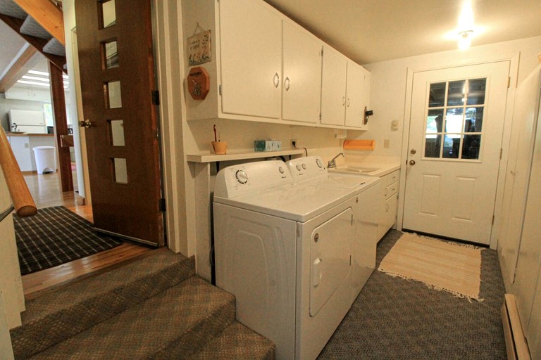 Cabins (United States of America, Somers, Montana)
