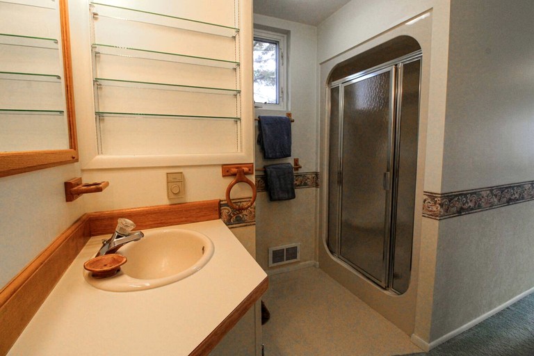 Cabins (United States of America, Somers, Montana)