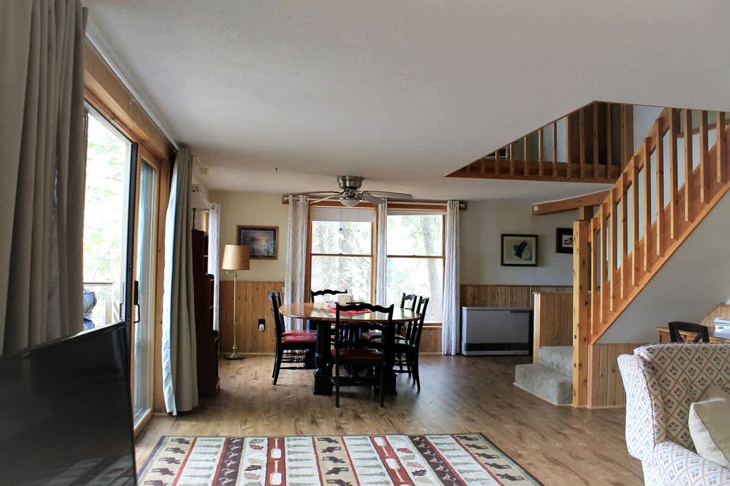 Charming Waterfront Cottage with Scenic Views, Kayak Access, Near Bar Harbor, Mount Desert Island, Maine