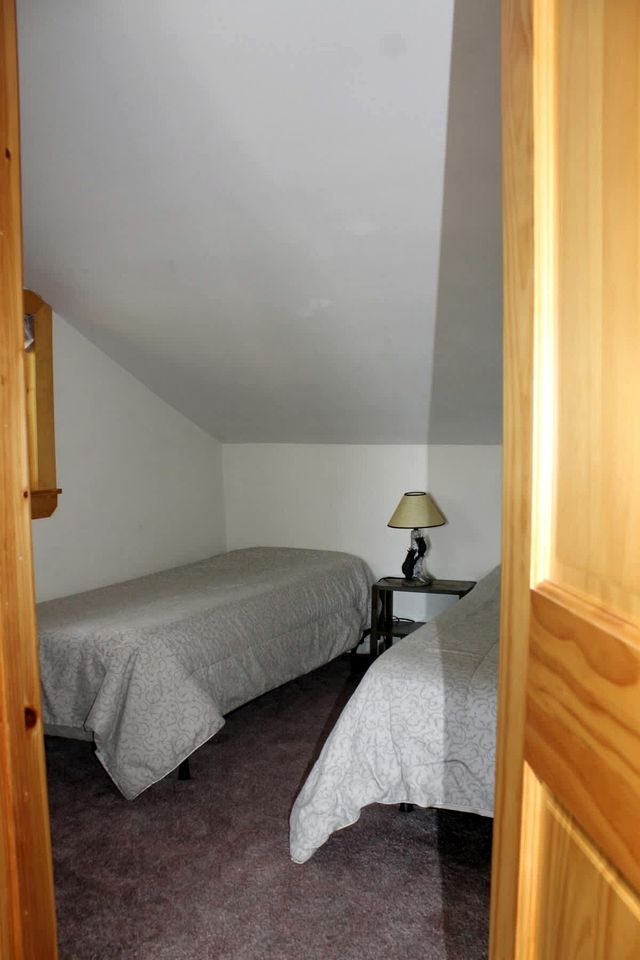 Charming Waterfront Cottage with Scenic Views, Kayak Access, Near Bar Harbor, Mount Desert Island, Maine