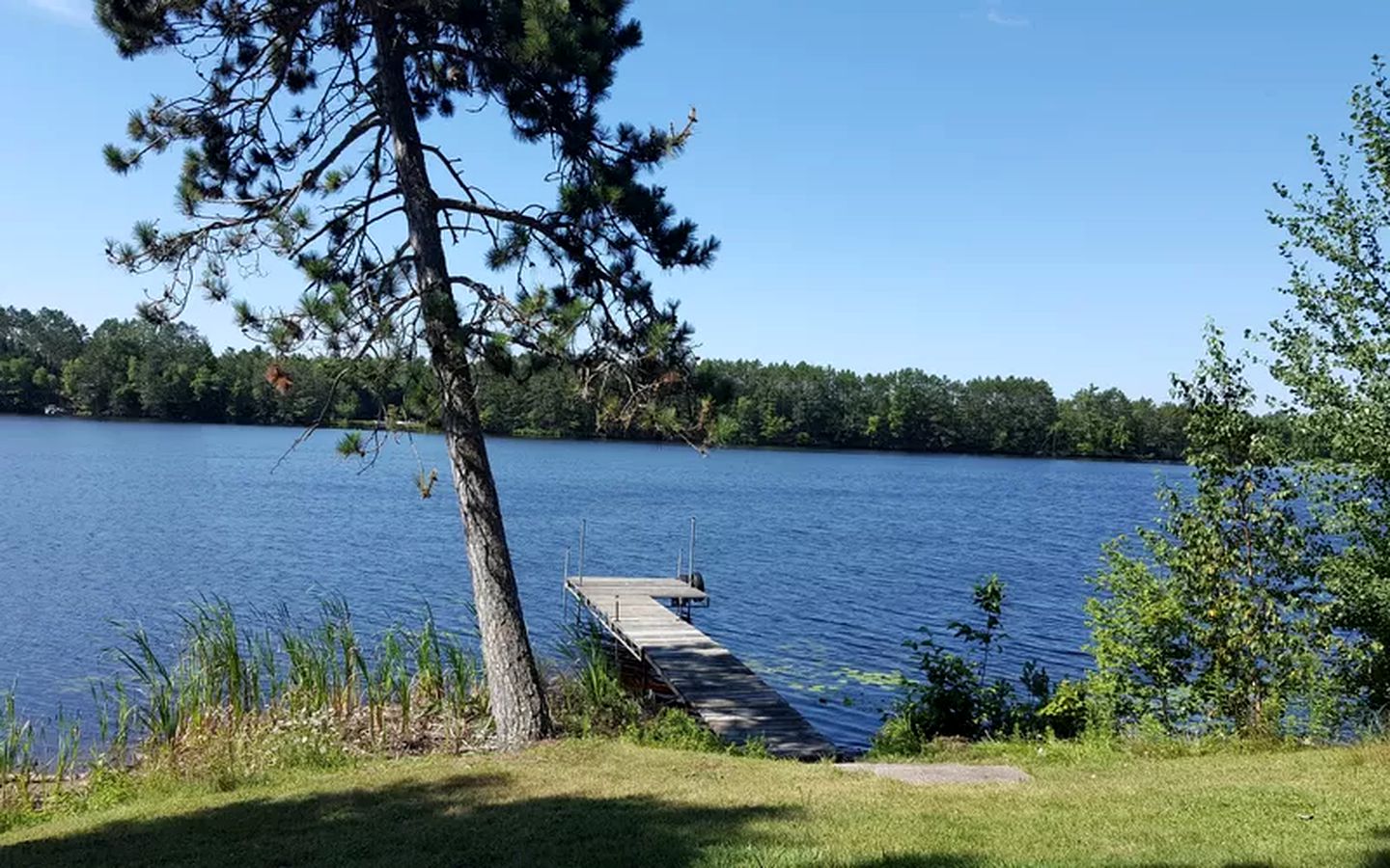 Lakeside Cabin Rental with a Boat Launch near Tomahawk, Wisconsin