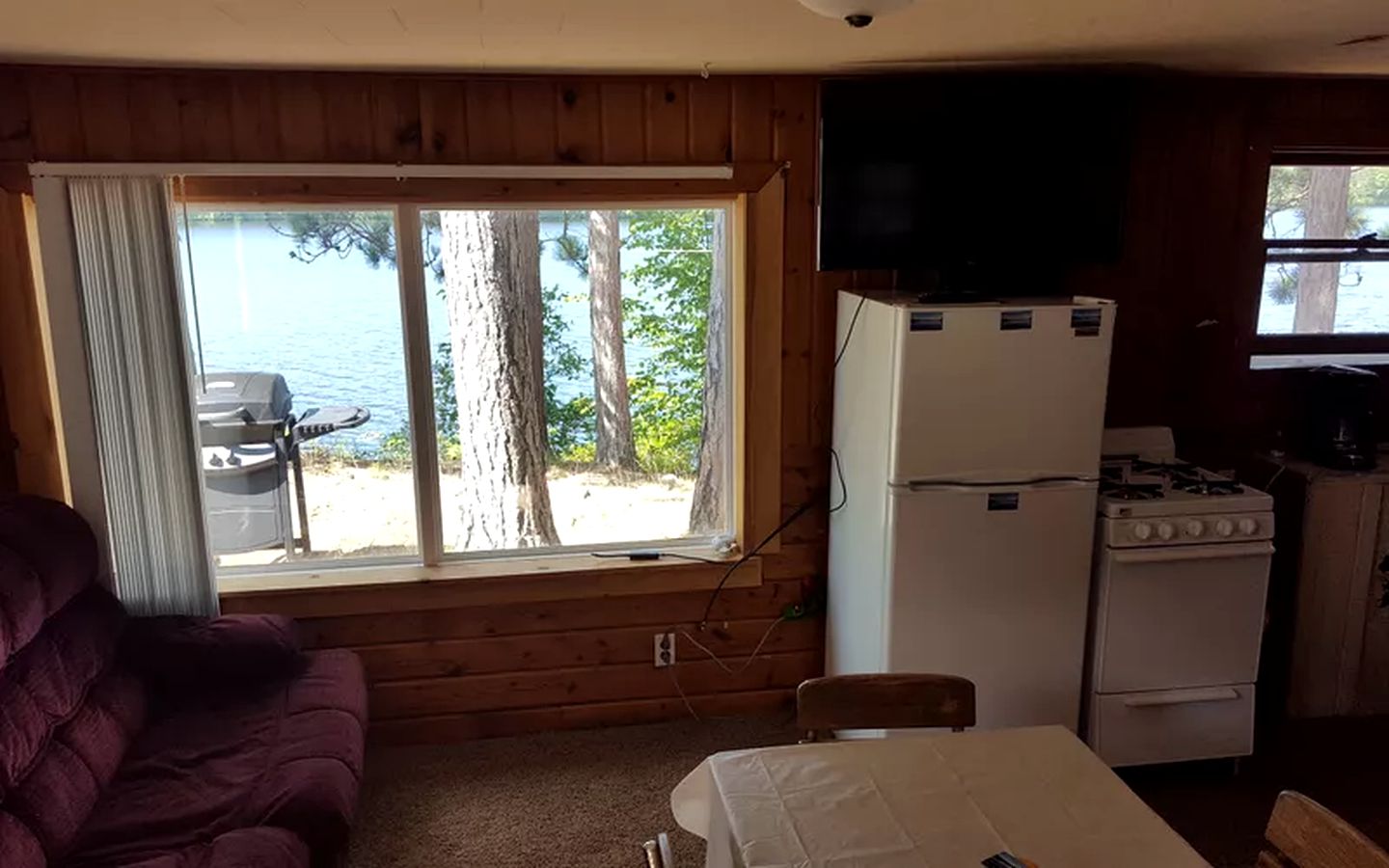 Remote Cabin Vacation Rental on Beautiful Somo Lake, Wisconsin