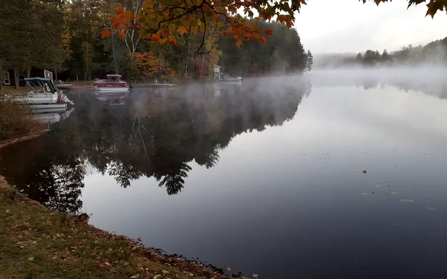 Idyllic Log Cabin Steps from Somo Lake near Tomahawk, Wisconsin