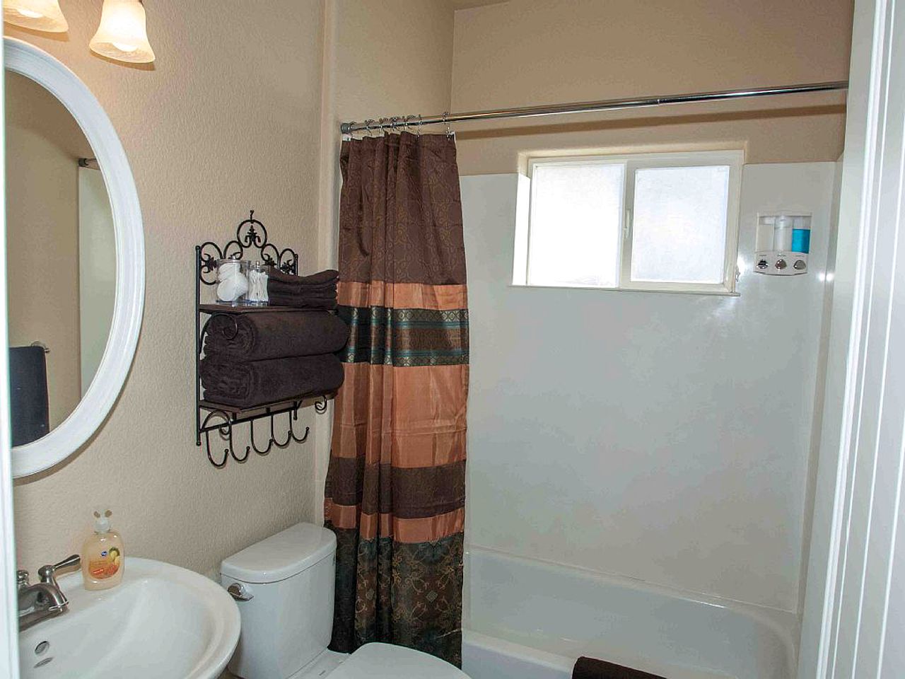 Secluded Cottage Rental with Gorgeous Rural Views in Arizona Wine Country