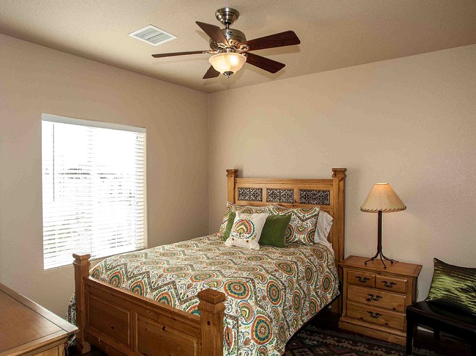 Vacation Rentals (Elgin, Arizona, United States)