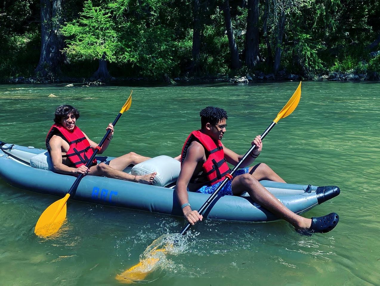 Incredible Glamping Destination for Everyone: Comfortable Riverside Bell Tent near New Braunfels, Texas