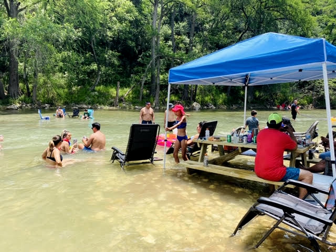 Relaxation and Fun Combined Glamping Tents M & In-Water Picnic Table L in Kingsbury, TX