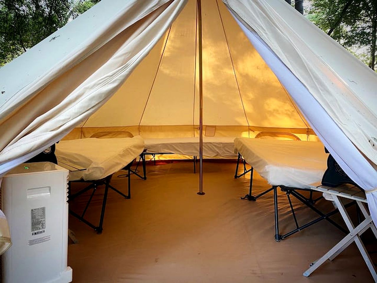 A Fun Family Getaway: Luxurious Safari Tent on the San Marcos River near Seguin, Texas