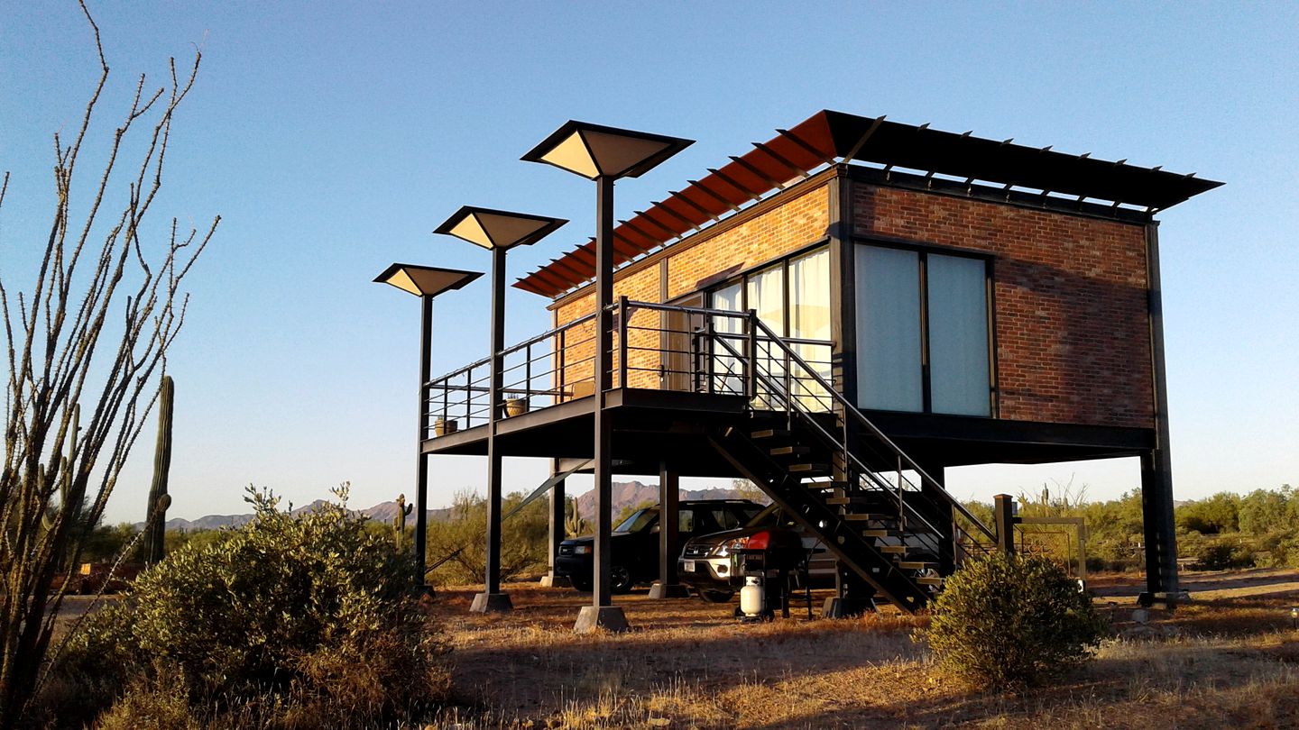 Sophisticated Desert Cabin near Scottsdale, Arizona