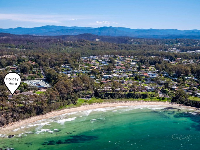 Beach Houses (Australia, Denhams Beach, New South Wales)