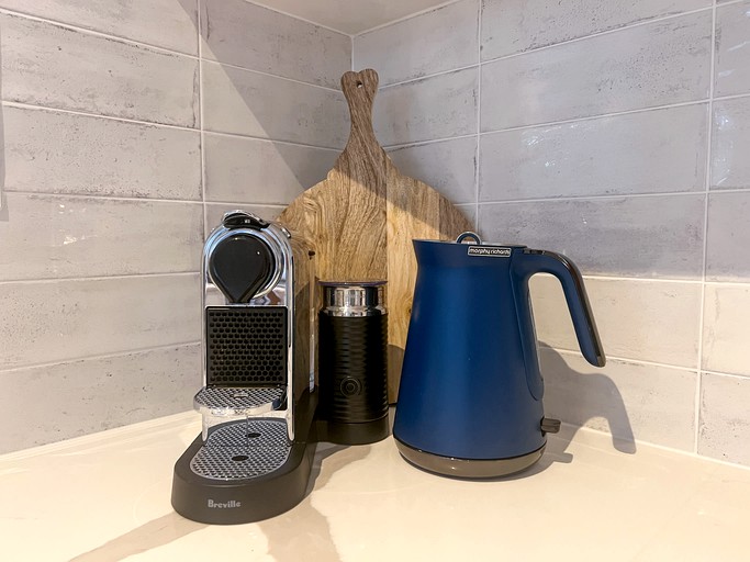 Beach Houses (Australia, Denhams Beach, New South Wales)