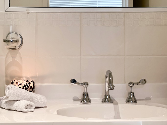 Beach Houses (Australia, Denhams Beach, New South Wales)