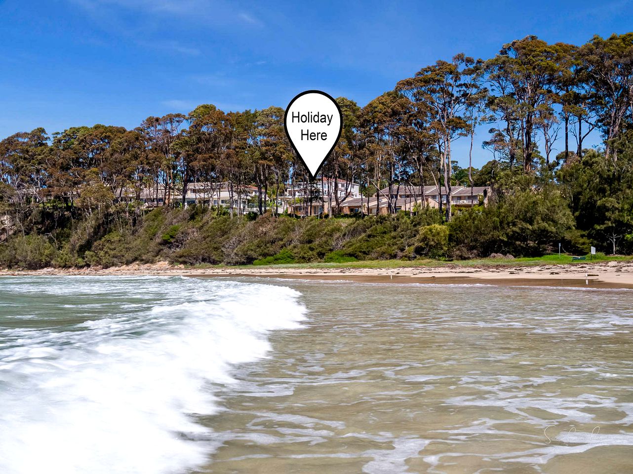 Soulshine Beachside Penthouse, views over Denhams Beach