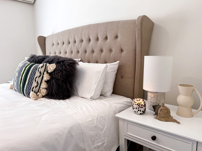 Beach Houses (Australia, Denhams Beach, New South Wales)