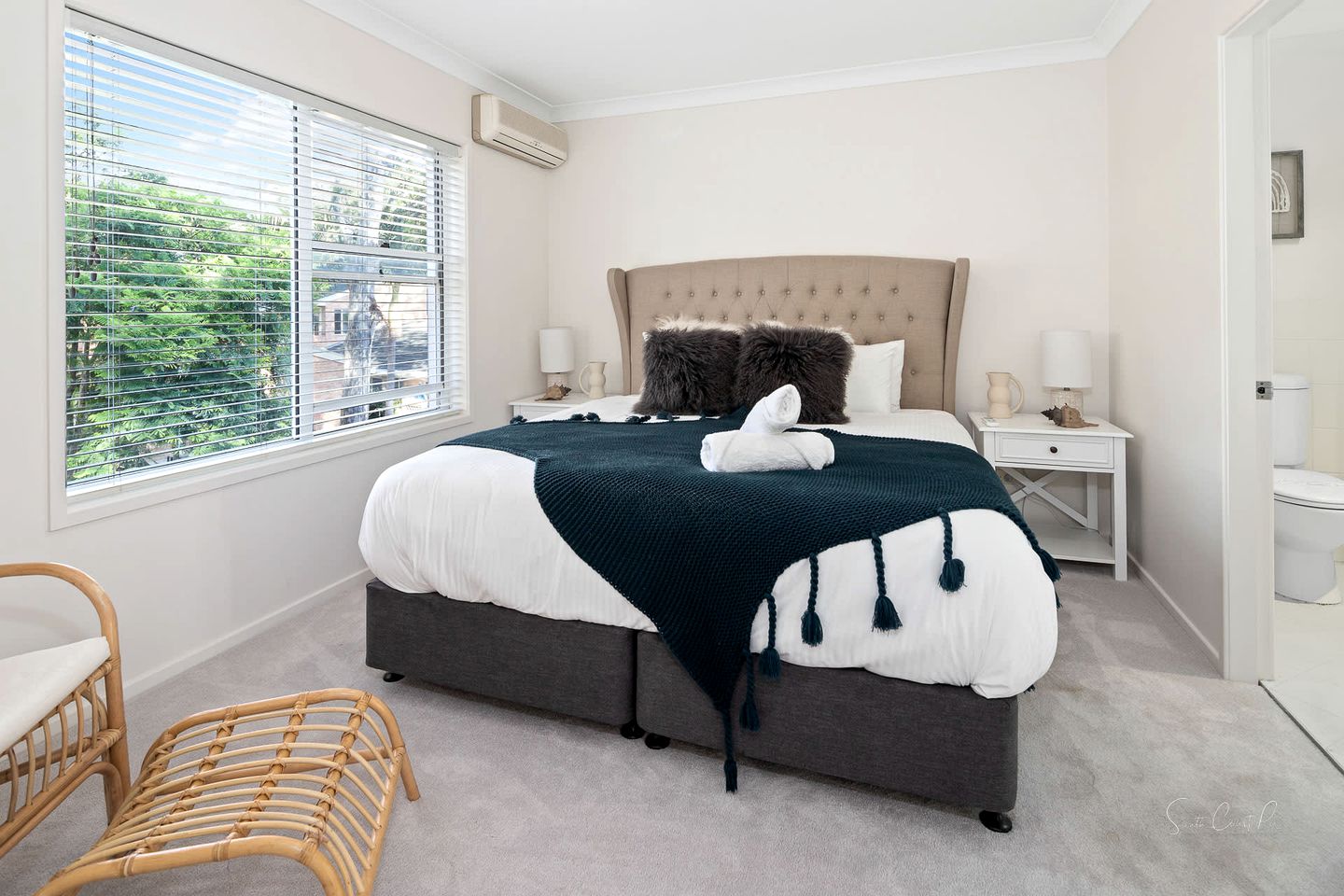 Soulshine Beachside Penthouse, views over Denhams Beach