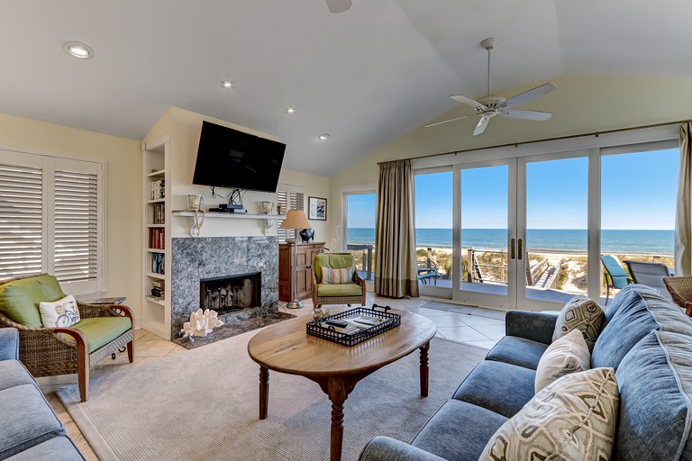 Spacious Luxury Family-Friendly Beach House near Fernandina Beach on Amelia Island, Florida