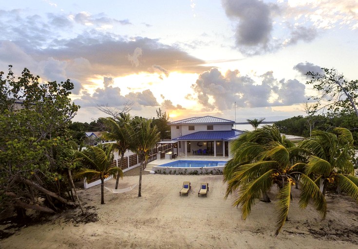 Beach Houses (Belize, Belize City, Belize District)